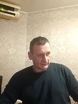 Snapshot of Viause_Kentauelle chatting on 12-18-24, 08:03 Viause Kentauelle online show from 12-18-24, 08:03