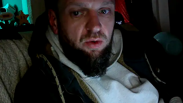 donhulio482 online show from 03-07-25, 04:57