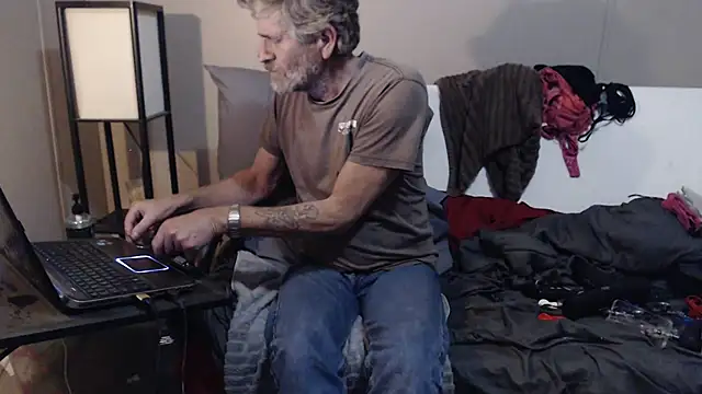 Snapshot of BurgawSub chatting on 11-01-25, 11:51 BurgawSub online show from 11-01-25, 11:51