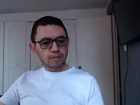 Diptongo online show from 01-03-25, 02:19