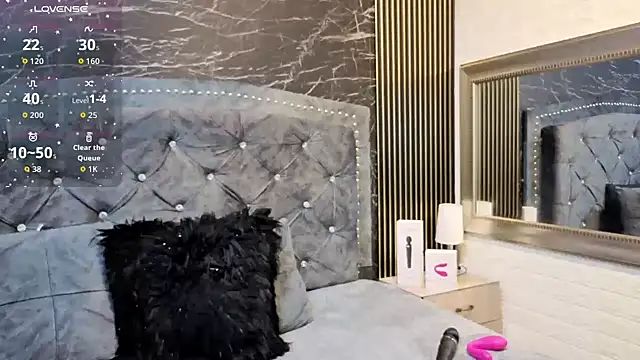 charlotte  G online show from 11-29-25, 09:23