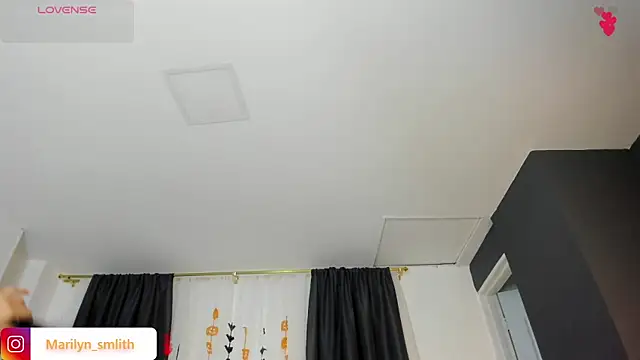 Snapshot of MarilynSmIith chatting on 10-06-25, 11:51 MarilynSmIith online show from 10-06-25, 11:51