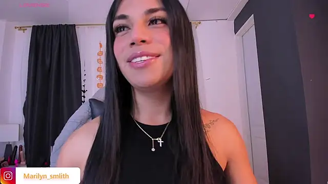 Snapshot of MarilynSmIith chatting on 10-23-25, 11:31 MarilynSmIith online show from 10-23-25, 11:31