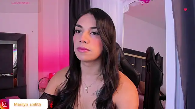 Snapshot of MarilynSmIith chatting on 11-11-25, 12:27 MarilynSmIith online show from 11-11-25, 12:27