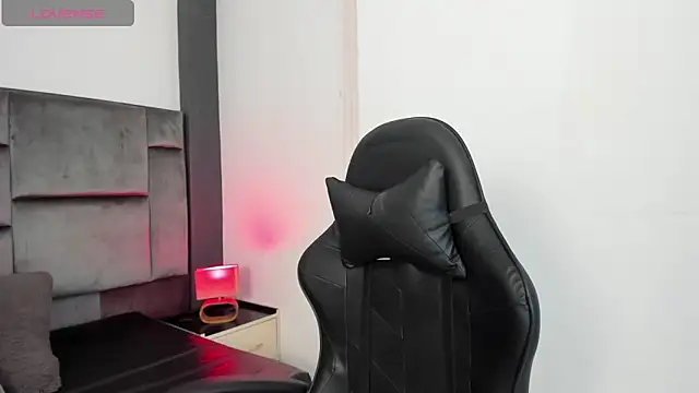 MarilynSmIith online show from 02-06-26, 12:52