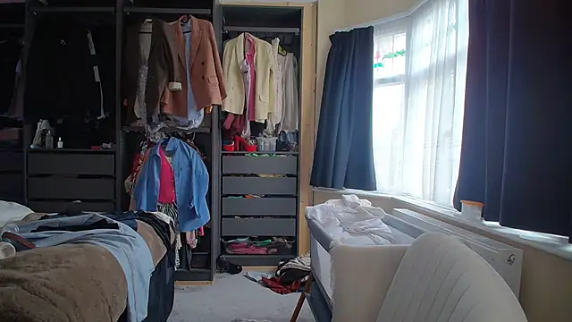 Bustyjessicalouu online show from 10-17-25, 12:08