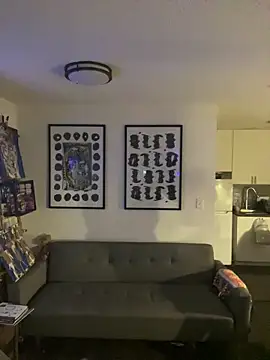 Snapshot of TheOnlyTwinTowers chatting on 02-22-26, 06:57 TheOnlyTwinTowers online show from 02-22-26, 06:57