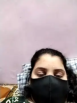 Snapshot of Ruksar-Pathan chatting on 01-12-25, 09:51 Ruksar-Pathan online show from 01-12-25, 09:51