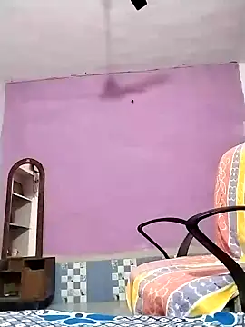 Snapshot of Ruksar-Pathan chatting on 01-18-25, 04:21 Ruksar-Pathan online show from 01-18-25, 04:21