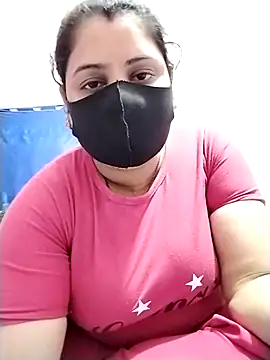 Snapshot of Ruksar-Pathan chatting on 02-16-25, 07:48 Ruksar-Pathan online show from 02-16-25, 07:48