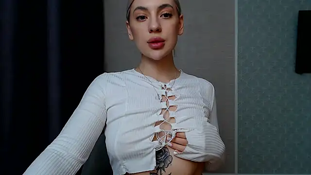 hot-sasha9 online show from 03-15-25, 07:38