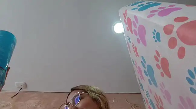 Miabonnett  online show from 01-30-25, 04:02