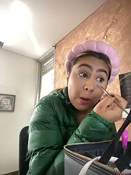 Miabonnett  online show from 01-06-26, 12:20