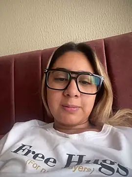 Miabonnett  online show from 03-03-26, 12:00