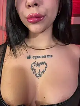 Snapshot of eva_elifee chatting on 10-24-25, 03:14 eva elifee online show from 10-24-25, 03:14