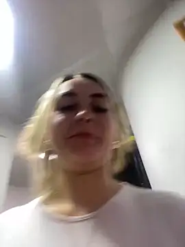 emma oxford online show from 12-21-24, 06:41