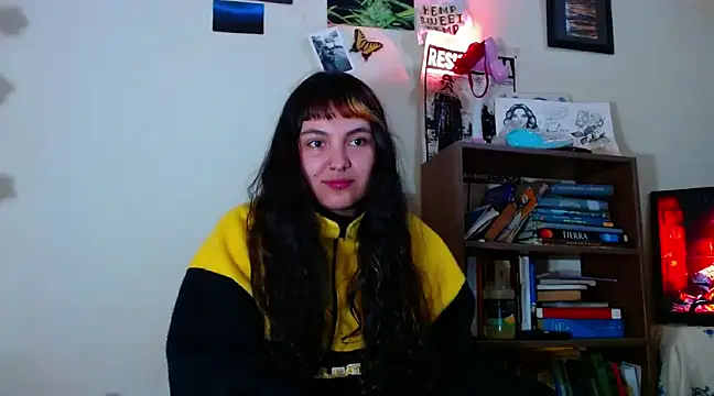 sweetiee mary online show from 02-28-25, 05:04