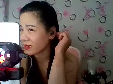 Snapshot of Nana-68 chatting on 02-02-25, 05:48 Nana-68 online show from 02-02-25, 05:48