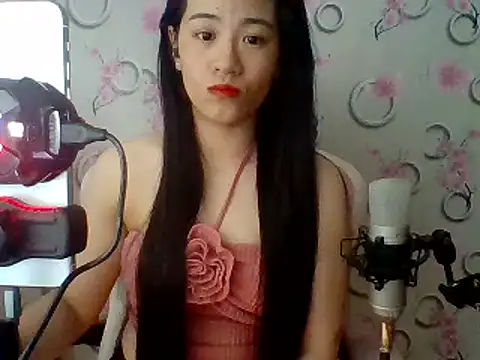 Snapshot of Nana-68 chatting on 02-08-25, 01:11 Nana-68 online show from 02-08-25, 01:11