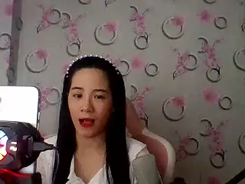 Snapshot of Nana-68 chatting on 02-16-25, 01:16 Nana-68 online show from 02-16-25, 01:16