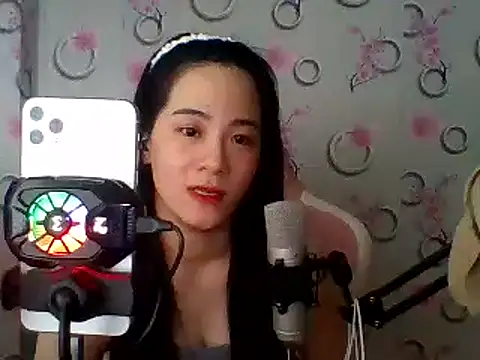 Snapshot of Nana-68 chatting on 03-02-25, 01:36 Nana-68 online show from 03-02-25, 01:36
