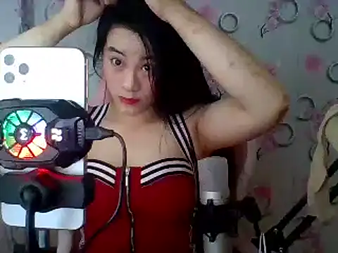 Snapshot of Nana-68 chatting on 03-05-25, 03:51 Nana-68 online show from 03-05-25, 03:51