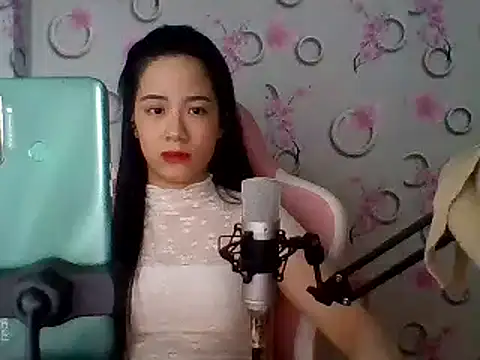 Snapshot of Nana-68 chatting on 03-11-25, 07:26 Nana-68 online show from 03-11-25, 07:26