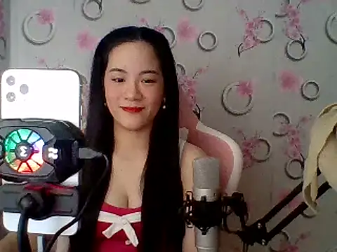 Snapshot of Nana-68 chatting on 03-14-25, 01:35 Nana-68 online show from 03-14-25, 01:35