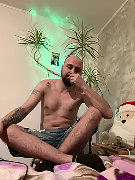 Snapshot of derek1494 chatting on 01-11-26, 10:04 derek1494 online show from 01-11-26, 10:04