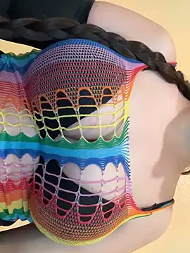 Snapshot of Evelyn_Moon chatting on 12-15-25, 01:37 Evelyn Moon online show from 12-15-25, 01:37