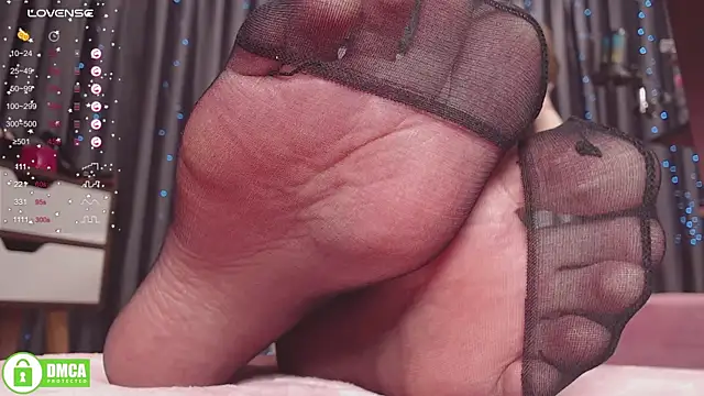 Snapshot of WendyyEmily chatting on 02-28-25, 08:20 WendyyEmily online show from 02-28-25, 08:20