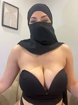 Amberonee31 online show from 02-12-26, 08:37