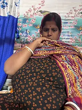 Beauty-queen online show from 02-19-26, 02:57