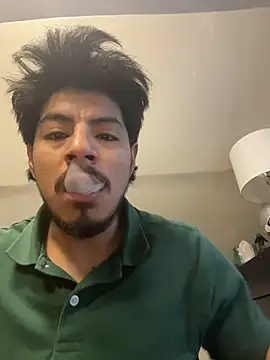 Snapshot of MynameisPaco chatting on 11-24-25, 01:22 MynameisPaco online show from 11-24-25, 01:22