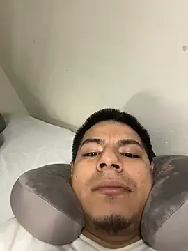 Snapshot of MynameisPaco chatting on 01-18-26, 01:42 MynameisPaco online show from 01-18-26, 01:42