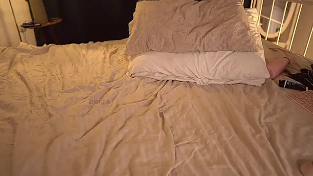 Snapshot of ifuckingtoy_ chatting on 03-13-25, 04:45 ifuckingtoy  online show from 03-13-25, 04:45