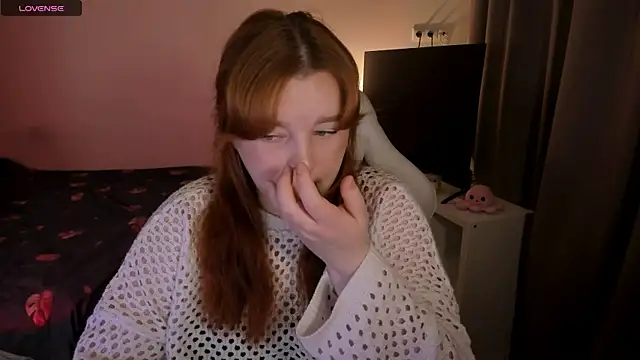 Snapshot of _Lisa_x chatting on 12-05-24, 05:15  Lisa x online show from 12-05-24, 05:15