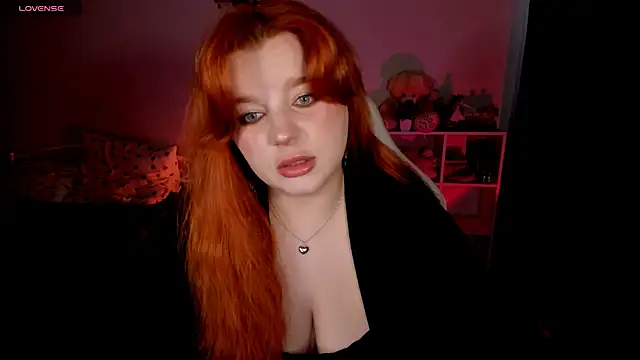 Snapshot of _Lisa_x chatting on 10-02-25, 01:18  Lisa x online show from 10-02-25, 01:18