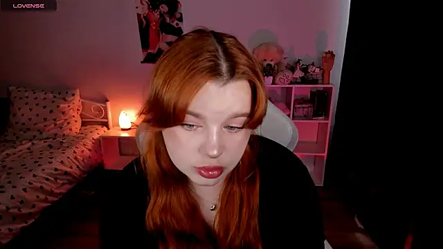 Snapshot of _Lisa_x chatting on 10-26-25, 09:59  Lisa x online show from 10-26-25, 09:59