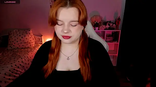  Lisa x online show from 10-27-25, 05:22