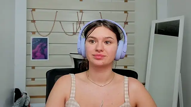 Josephine Kiss online show from 02-09-25, 04:07