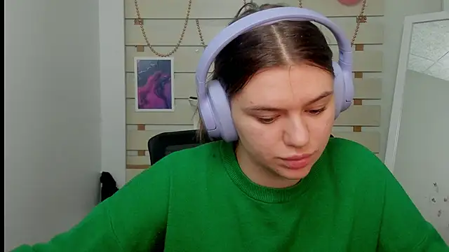 Josephine Kiss online show from 02-20-25, 01:30