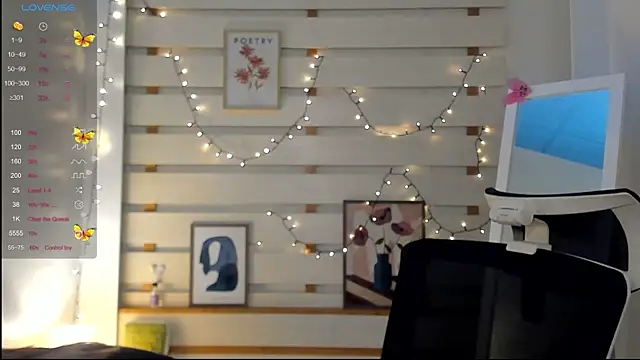 Josephine Kiss online show from 10-13-25, 12:49