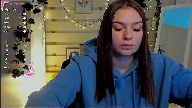 Josephine Kiss online show from 02-26-26, 01:21