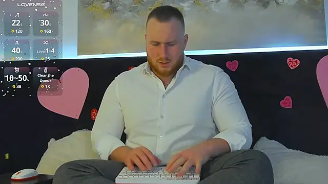 Snapshot of RoddyStill chatting on 02-05-25, 01:44 RoddyStill online show from 02-05-25, 01:44