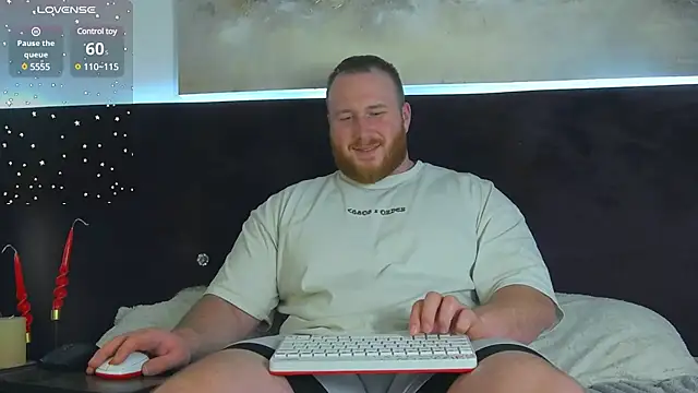 Snapshot of RoddyStill chatting on 03-07-25, 02:45 RoddyStill online show from 03-07-25, 02:45