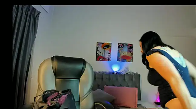 Snapshot of Jayden_Jonnes chatting on 12-30-24, 11:26 Jayden Jonnes online show from 12-30-24, 11:26