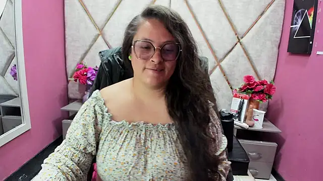 SaraThomso online show from 01-15-26, 02:21