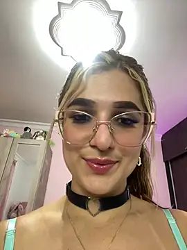 caroline jonson online show from 12-15-24, 08:15