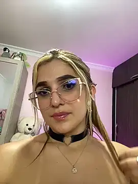 caroline jonson online show from 12-15-24, 11:20